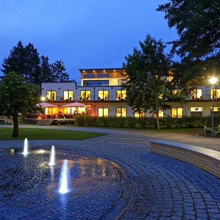 Hotel Am Kurpark Zinnowitz Esterno foto