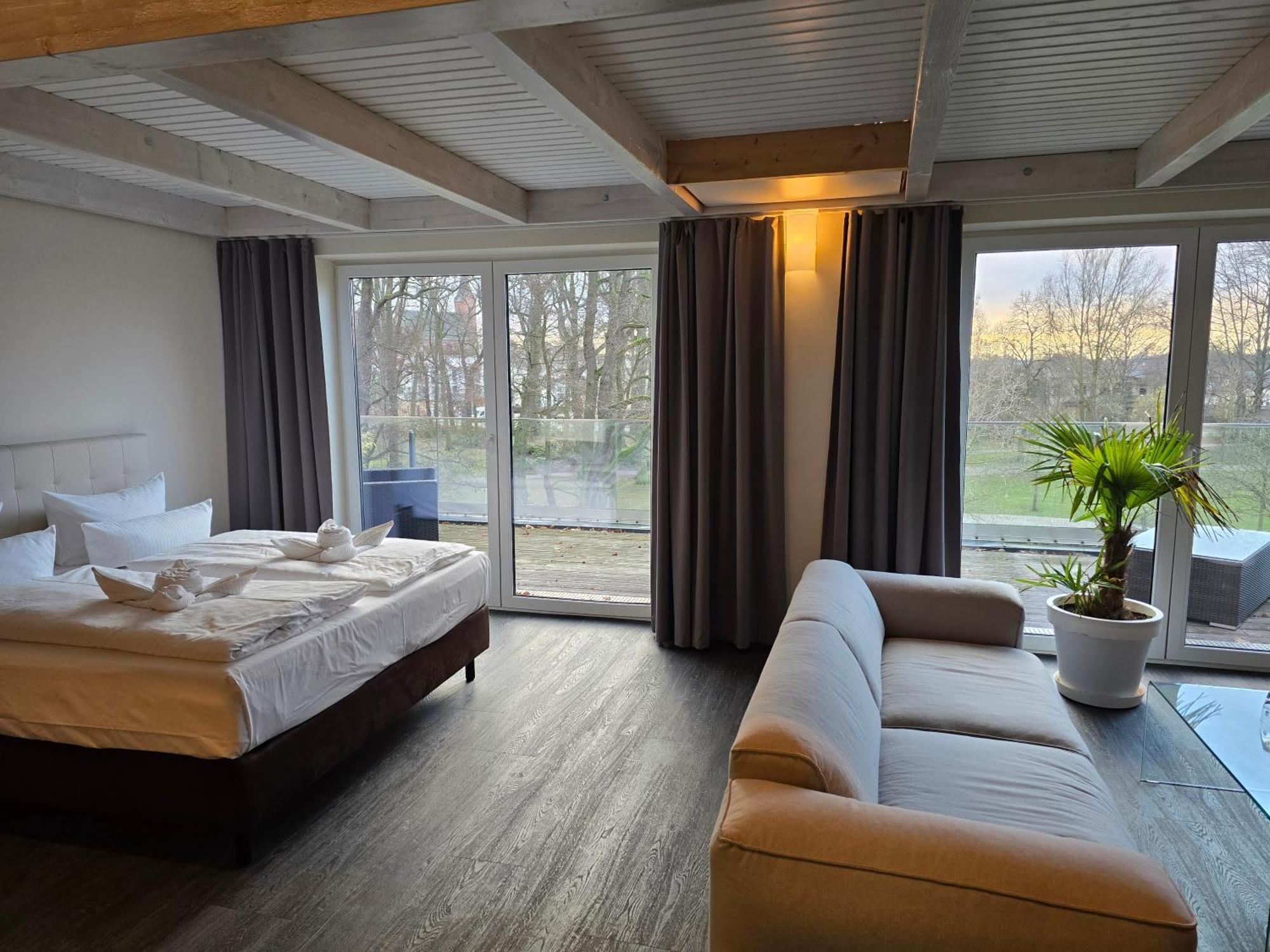 Hotel Am Kurpark Zinnowitz Esterno foto